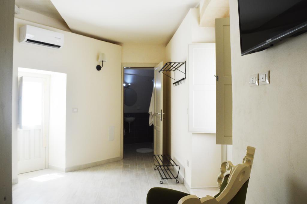 Hotel Re Bafè à Syracuse Extérieur photo